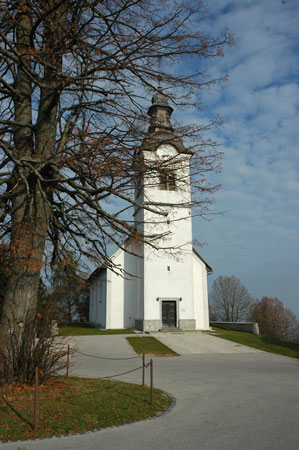 Cerkev Sv. treh kraljev na Vrhu Svetih Treh Kraljev