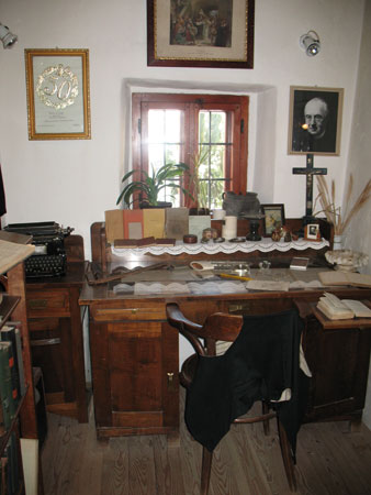 etno kmetije jalnova kamra delovna soba Jalnova hiša na Rodinah